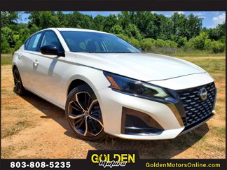 Used 2024 Nissan Altima 2.5 SR image 1