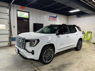 New 2026 GMC Terrain Denali w/ LPO, Floor Liner Package image 1