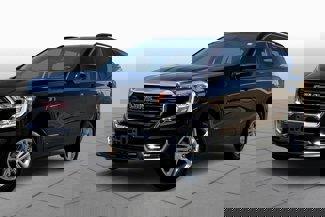 Used 2023 GMC Terrain SLE w/ Driver Convenience Package image 1