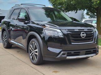New 2025 Nissan Pathfinder Platinum image 1