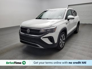 Used 2023 Volkswagen Taos SE w/ Panoramic Sunroof Package image 1