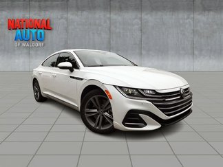 Used 2023 Volkswagen Arteon SE image 1