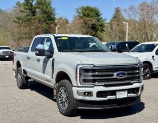 New 2025 Ford F350 4x4 Crew Cab Super Duty image 1