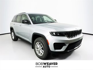 New 2025 Jeep Grand Cherokee Laredo image 1