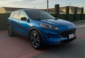 Used 2021 Ford Escape SE w/ SE Sport Appearance Package image 1