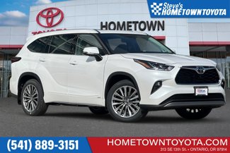 New 2025 Toyota Highlander XLE image 1