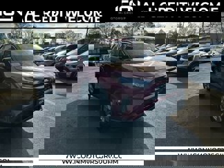 Used 2023 Toyota RAV4 XLE image 1