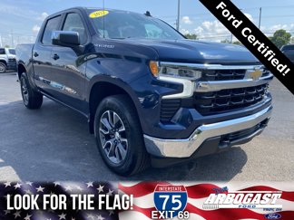 Used 2022 Chevrolet Silverado 1500 LT image 1