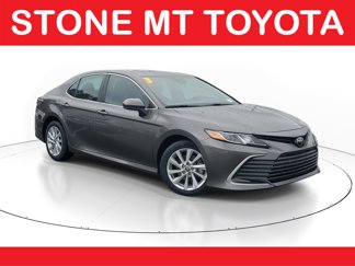 Certified 2023 Toyota Camry LE image 1