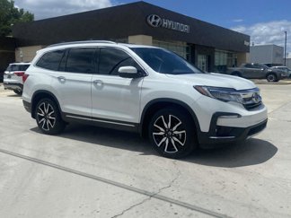 Used 2022 Honda Pilot Touring image 1