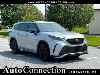 Used 2023 Toyota Highlander XSE image 1