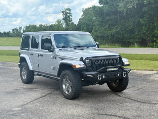 Used 2020 Jeep Wrangler Unlimited Sahara image 1