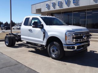 New 2025 Ford F350 XL image 1
