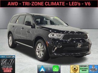 Used 2021 Dodge Durango SXT image 1