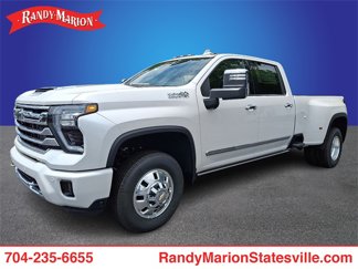 New 2025 Chevrolet Silverado 3500 High Country w/ High Country Premium Package image 1
