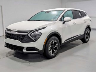 Certified 2024 Kia Sportage LX image 1