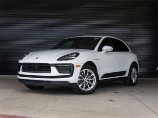 Certified 2025 Porsche Macan image 1
