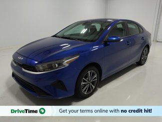 Used 2023 Kia Forte LXS image 1