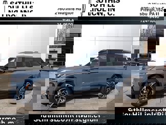 New 2025 Lincoln Nautilus Premier w/ Jet Appearance Package image 1