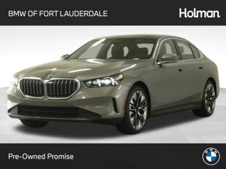 Used 2024 BMW 530i w/ Convenience Package image 1