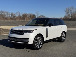 New 2025 Land Rover Range Rover SV image 1
