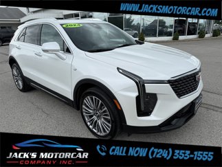 Used 2024 Cadillac XT4 Premium Luxury image 1