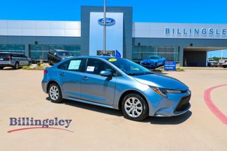 Used 2022 Toyota Corolla LE image 1