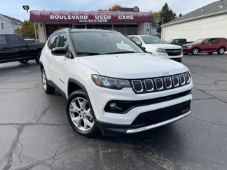Used 2022 Jeep Compass Limited image 1