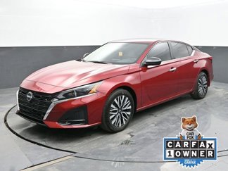 Used 2025 Nissan Altima 2.5 SV image 1