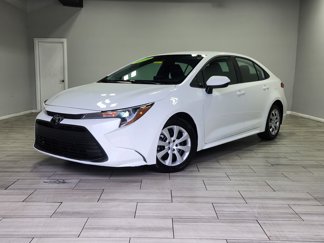 Used 2024 Toyota Corolla LE image 1