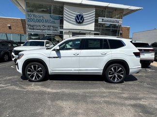 New 2025 Volkswagen Atlas SEL Premium R-Line image 1