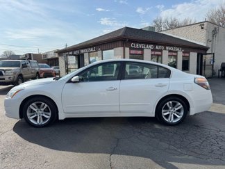Used 2012 Nissan Altima 3.5 SR image 1
