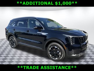 Used 2024 Kia Sorento S image 1