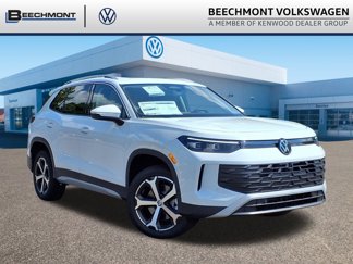 New 2025 Volkswagen Tiguan SE image 1