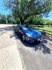 Used 2017 Hyundai Sonata SE image 1