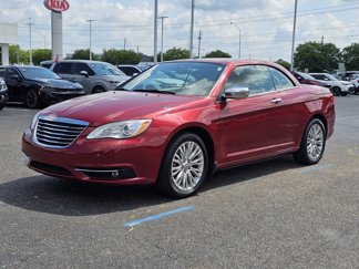 Used 2013 Chrysler 200 Limited image 1