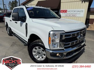 Used 2023 Ford F250 XLT image 1