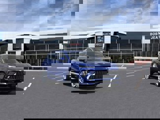 New 2025 Buick Envision Avenir image 1