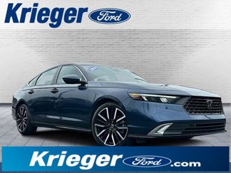 Used 2023 Honda Accord Touring image 1