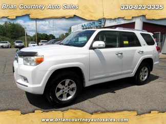 Used 2011 Toyota 4Runner SR5 image 1