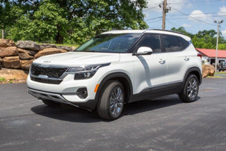 Used 2023 Kia Seltos S image 1