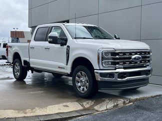 New 2025 Ford F250 4x4 Crew Cab Super Duty image 1