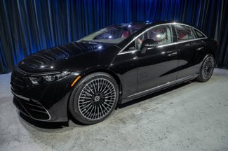 New 2025 Mercedes-Benz EQS 450+ 4MATIC Sedan image 1