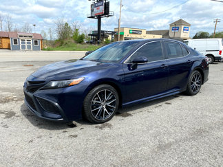Used 2021 Toyota Camry SE w/ Convenience Package image 1