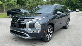 New 2025 Mitsubishi Outlander SEL image 1