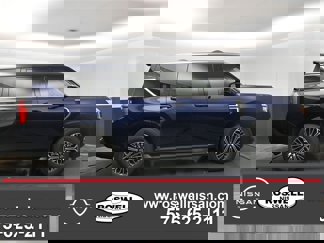 New 2025 Nissan Armada Platinum image 1