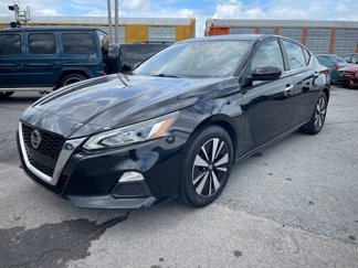 Used 2021 Nissan Altima 2.5 SV image 1