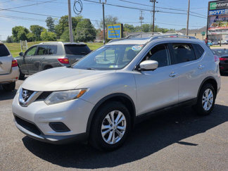 Used 2015 Nissan Rogue SV w/ SV Premium Package image 1
