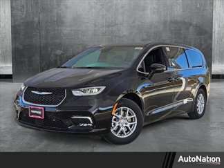 New 2025 Chrysler Pacifica Select image 1