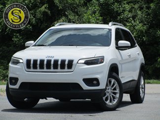 Used 2019 Jeep Cherokee Latitude w/ Popular Appearance Group image 1